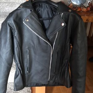 Black Leather Moto jacket, sz 8. NWT. NEVER WORN!!